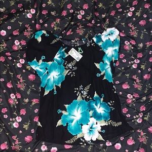 Beautiful Hawaiian Blouse!